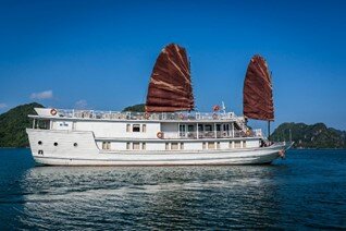 Crucero de lujo por la Bahía de Halong 